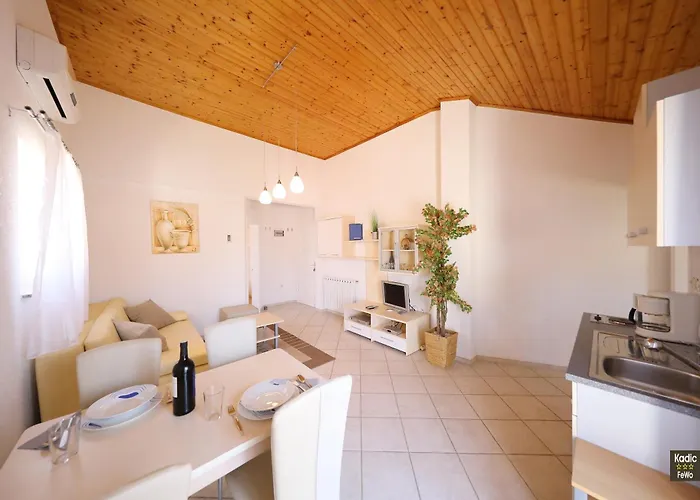 Gordana Apartman Vir